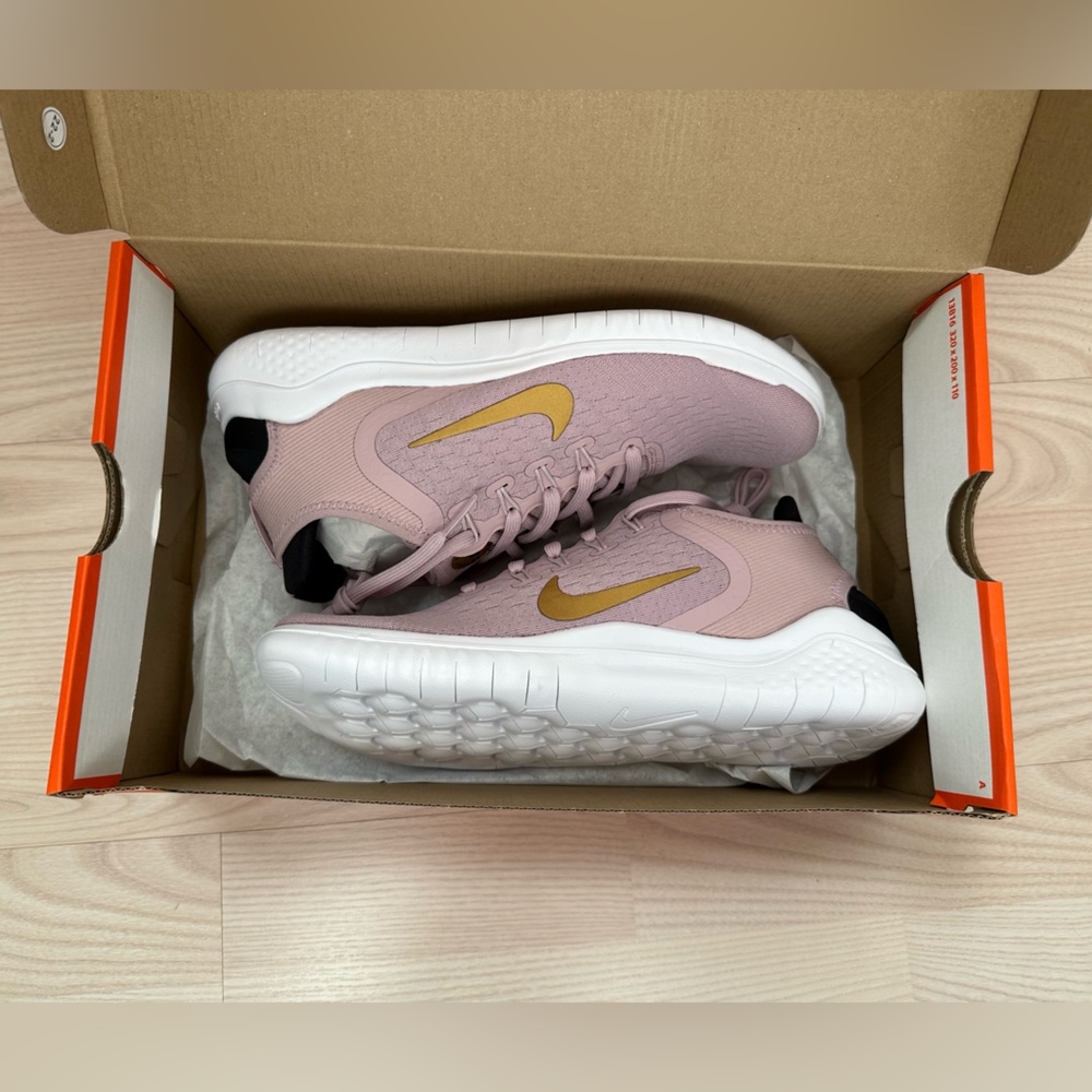 NWT Nike Free RN 2018 Sneakers - Never Worn in Box - Pink/Gold - Size 8